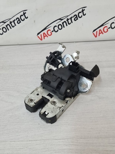 5C6827505D Замок багажника Volkswagen Jetta 6 2012