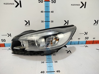 92101C5100 Фара Kia Sorento UM 2015