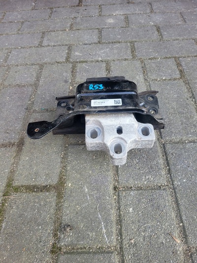 BRAKK подушка кпп rs3 8v0199555a состояние оч.