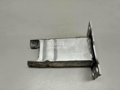 8W0807133A Кронштейн усилителя переднего бампера левый VAG A4 [B9] 2015
