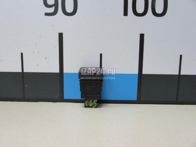8W0941509A5PR Кнопка аварийной сигнализации VAG A5/S5 (F5) 2017