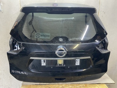 9001A4CB1E Дверь багажника nissan X-Trail T32 2014