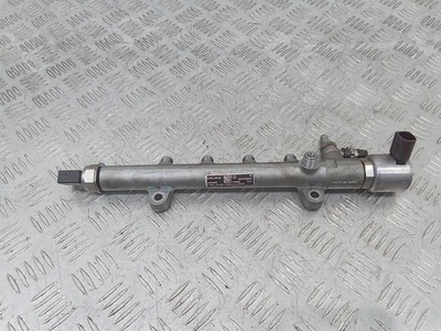 A6510700595 топливная рампа Mercedes-Benz C W204 [рестайлинг] 2011