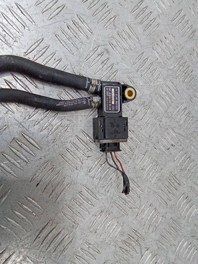 A0061539528 датчик давления выхлопных газов Mercedes-Benz C W204 [рестайлинг] 2011
