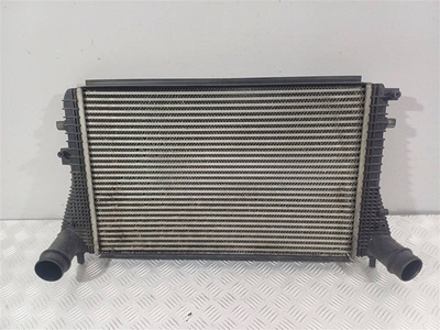1K0145803BM Интеркулер Skoda Superb 2012 , 1K0121205D,1K0121251AB,,5C0820411E