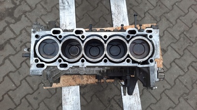 01 blok двигателя b5244s volvo s60 v70 ii 2.4b 140km