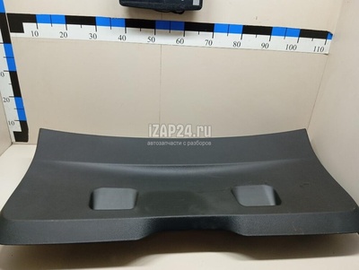 909009726R Обшивка двери багажника Renault Duster II 2021