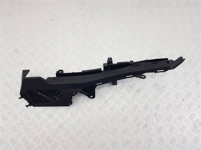7438181 Направляющая шторки багажника (салазки) BMW X5 G05 4 поколение (2018-2023) 2023