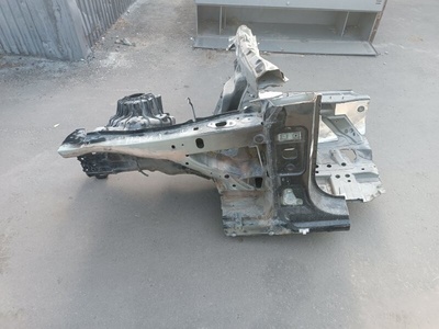 A2136208700 Четверть Mercedes-Benz E-Class W213 2020