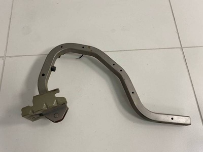 844004M500 Петля крышки багажника Nissan Nissan Almera (N16) 2000-2006