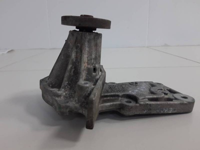 1566239 Насос водяной (помпа) Ford Ford Focus 2 (DA) 2005-2008