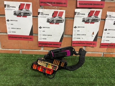 4L0971845 Блок предохранителей Audi Q7 4L