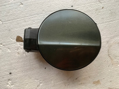 3C5809857 Панель wlewu топлива volkswagen passat b6 3c0010456a