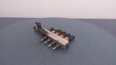 09SQ99020002G audi a3 l8 1.6b накладка питания газа снг форсунки brc