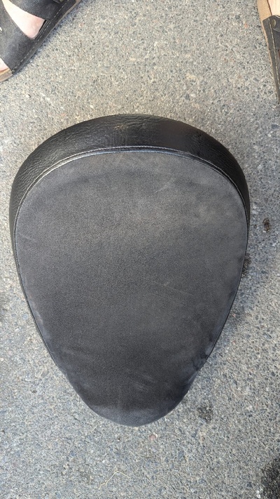 Кресло водителя triumph thunderbird 1600 / 1700 t2301038