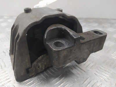 1J0199262BF Подушка крепления двигателя Skoda Octavia A4 (1996-2010) 1998