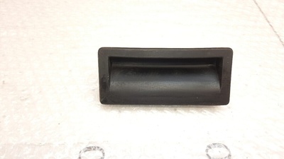 5N0827566T Кнопка открывания багажника Volkswagen Passat B6 2005-2010
Tiguan
