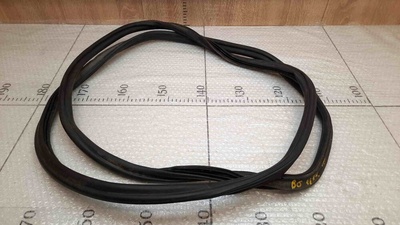 3C9827705 Уплотнитель багажника Volkswagen Passat B6 2005-2010
Универсал.