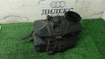 077133837AL корпус воздушного фильтра Audi A8 [D3 4E] 2004-2010 2006