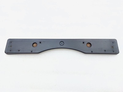 5211433280 Площадка номерного знака Toyota Camry 50 2012