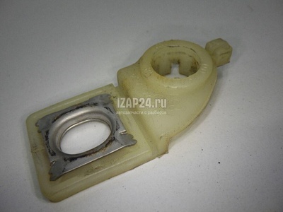 8L0941454 Кронштейн крепления фары VAG A6 [C5] (1997 - 2004)