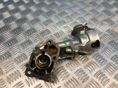 R1101580515 Мерседес г класса w461 2 , 8 бензин m110 катушка зажигания