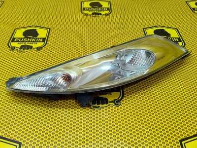 261251KL0B Габарит Nissan Juke F15 2011