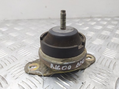 Подушка крепления двигателя Citroen C5 2003