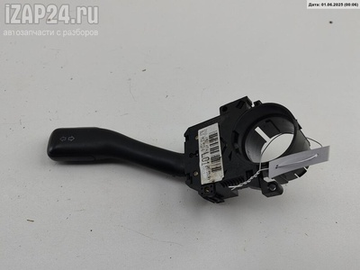 8L0953513G Переключатель поворотов Skoda Octavia mk1 (A4) 1999
