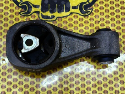 113501KC0A Опора двигателя Nissan Juke F15 2011