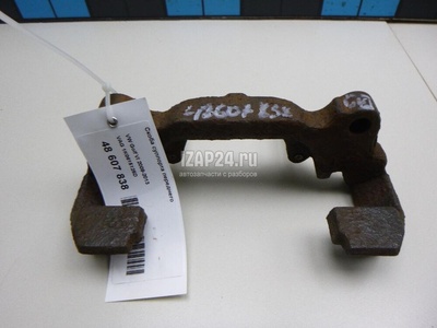 1K0615125D Скоба суппорта переднего VAG Caddy III (2004 - 2015)