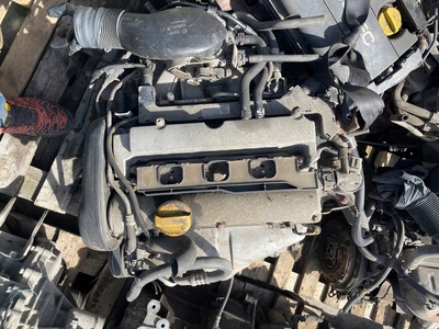 X18XE Opel zafira а astra г vectra 1.8 16v двигатель в сборе дела kod -
