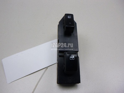 935751F000WK Кнопка стеклоподъемника Hyundai-Kia Sportage (2004 - 2010)