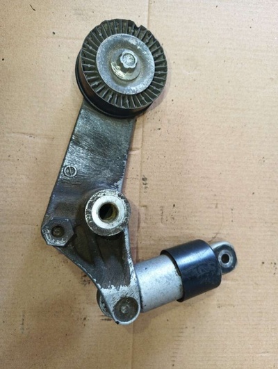 1662022010 Ролик натяжителя Toyota Allion ZZT240 2004