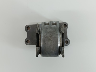 LR091364 Опора АКПП Land Rover Range Rover