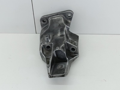 LR033181 Кронштейн двигателя Land Rover Range Rover