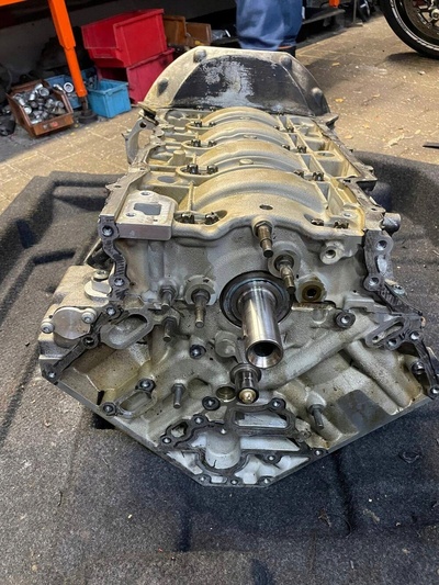 A1560110801 В сборе blok двигателя вал поршневое m156 63amg 63 amg 156984