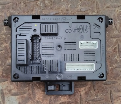 8200200780 блок renault oe
