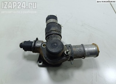 038121133A Фланец (тройник) системы охлаждения Volkswagen Passat B5+ (GP) 2001