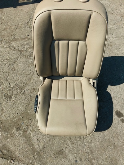 W204 LIFT FOTEL KIEROWCY LEWY JASNA SKÓRA #519 HMCAR Мерседес c класса w204 рестайлинг кресло левый передний конечно кожа grzany прокачивать