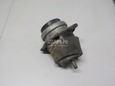 7L8199131B Опора двигателя VAG Q7 [4L] (2005 - 2015)