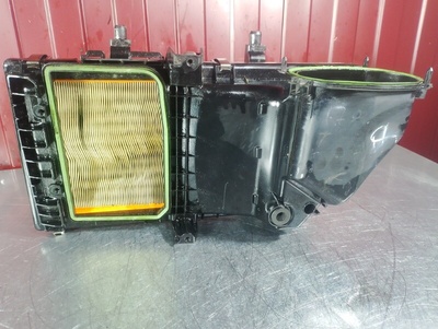 A6540900001 Корпус воздушного фильтра Mercedes C-class W205 2017 , A6540900301