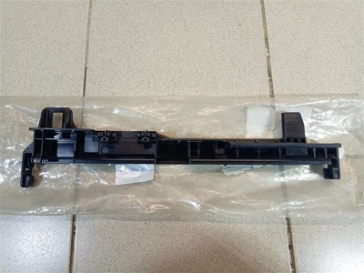 A2045010320 Кронштейн радиатора Mercedes-Benz C-Class C204