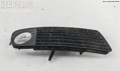 4B0807682 Рамка фары противотуманной правой Audi A6 C5 (1997-2005) 2000