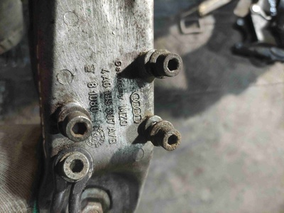 4A0199307AB Кронштейн двигателя Audi A6 C4(1994-1997) 1995