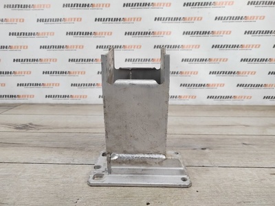 8K0807133D Кронштейн усилителя бампера Audi A4 B8 2010 , , 8K0807133C, 8K0807133B, 8K0807133