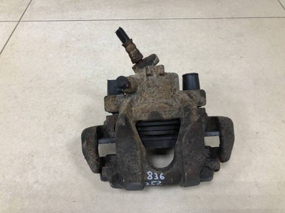 410010121R Суппорт передний правый Renault Renault Sandero 2014>