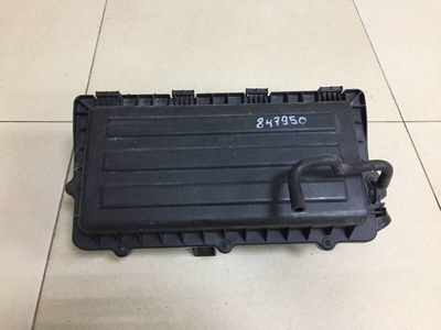 036129611CM Корпус воздушного фильтра Volkswagen Volkswagen Jetta (5K) 2011>
