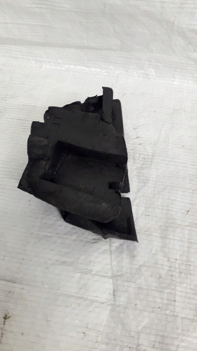 8D0867367 уплотнение дверь передняя audi a4 s4 rs4 b5 8d0867368