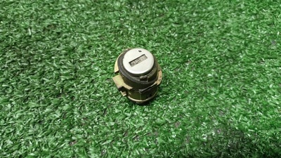 107857113JC личинка замка Audi A8 [D3 4E] 2004-2010 2006